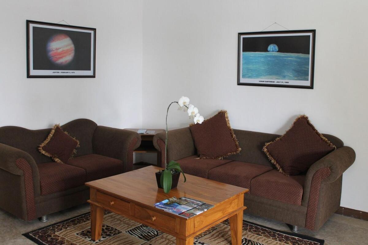 Lombok Beach Hotel Montongbuwoh Luaran gambar