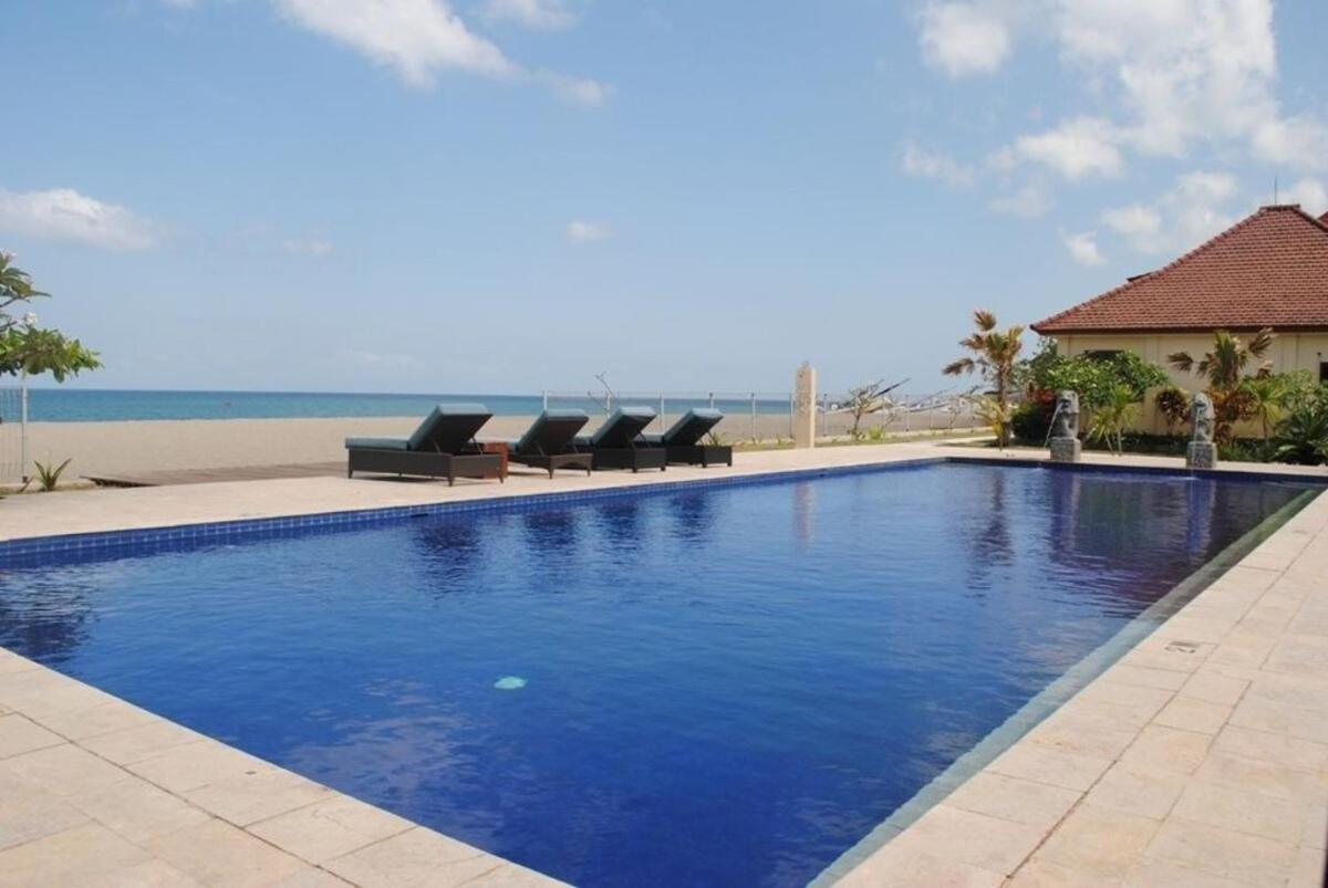 Lombok Beach Hotel Montongbuwoh Luaran gambar